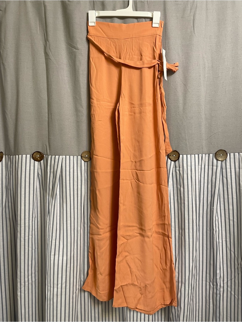 Flynn Skye Peach Wide-Leg Jumpsuit with Tie Waist - Picture 4 of 10